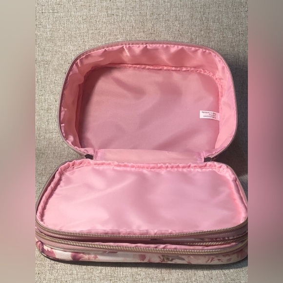 🌸 SOPHIA JOY BY Conair is a beauty brand that aims to provide fun a🌸#Sophia - Picture 14 of 15